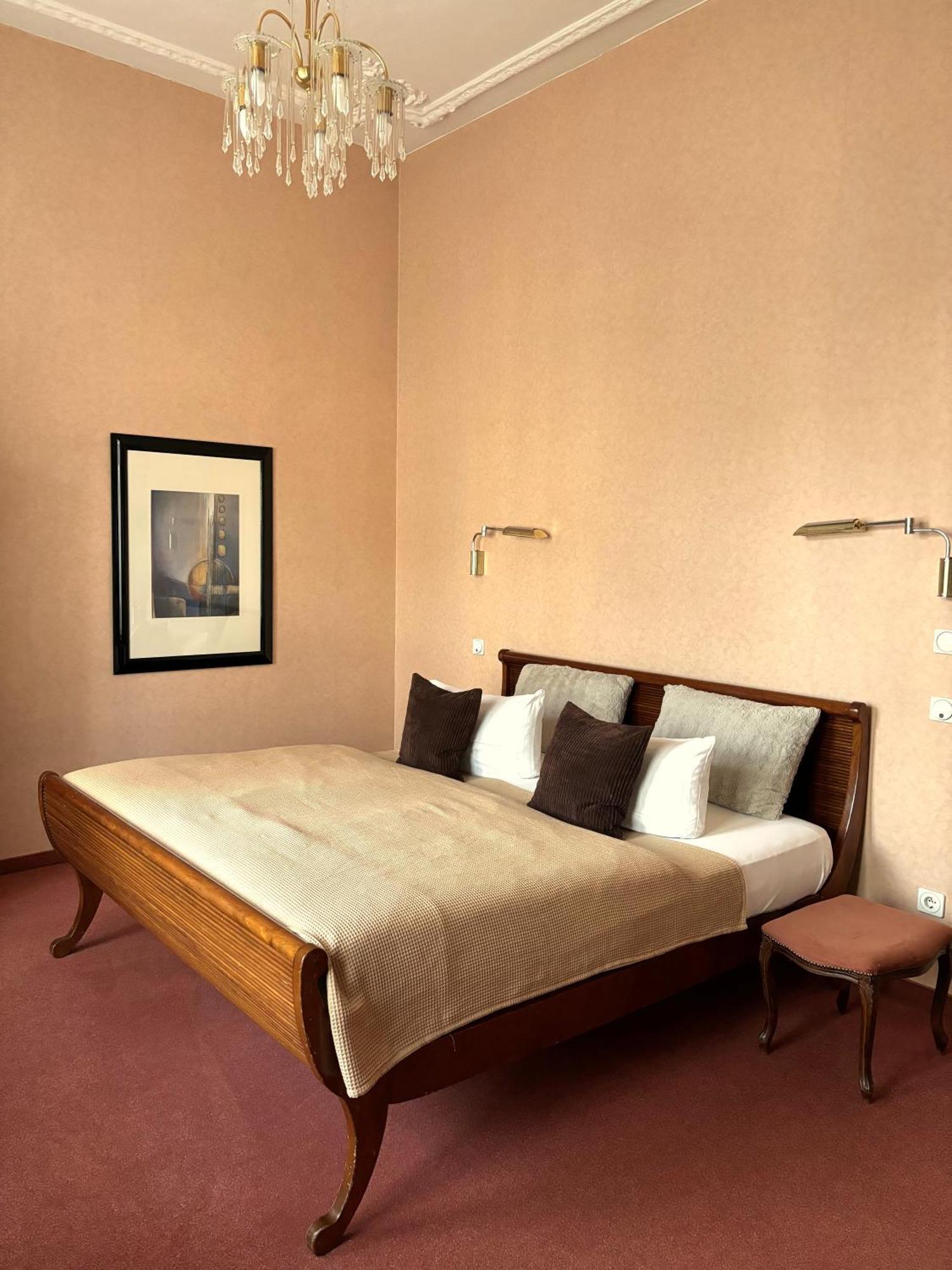 Hotel Villa Hentzel Weimar  Buitenkant foto